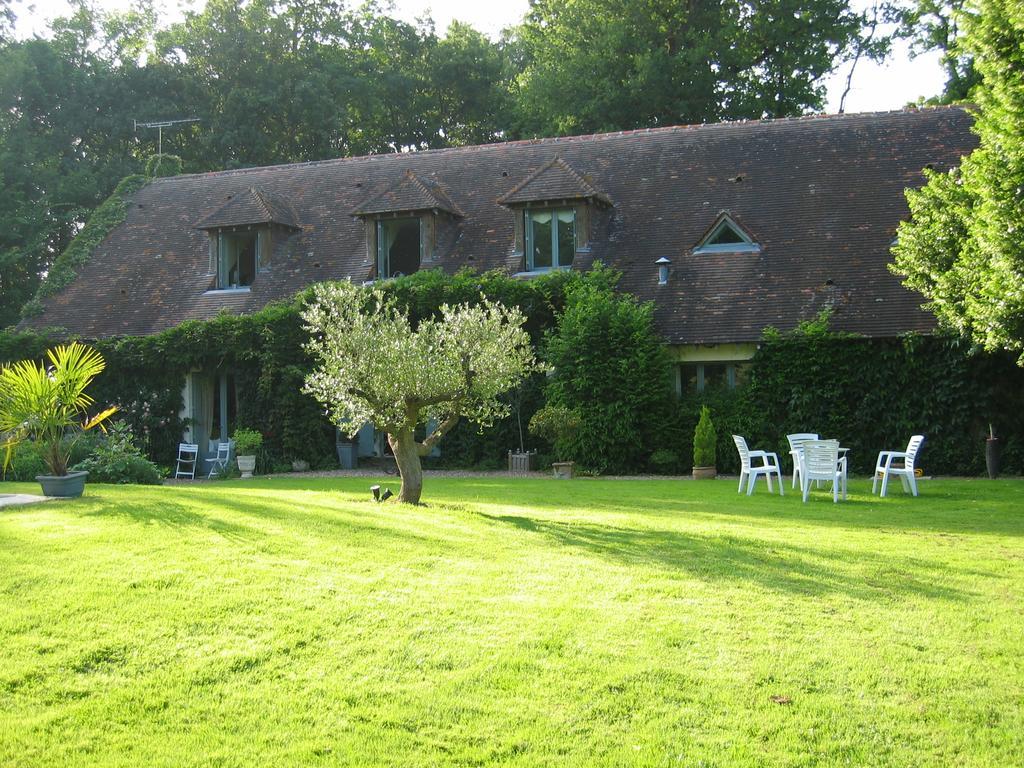 Bed and Breakfast Logis De La Paqueraie Saint-Branchs Zewnętrze zdjęcie