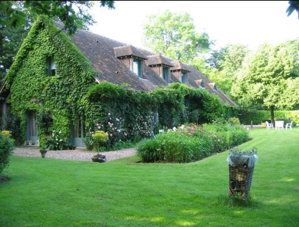 Bed and Breakfast Logis De La Paqueraie Saint-Branchs Zewnętrze zdjęcie